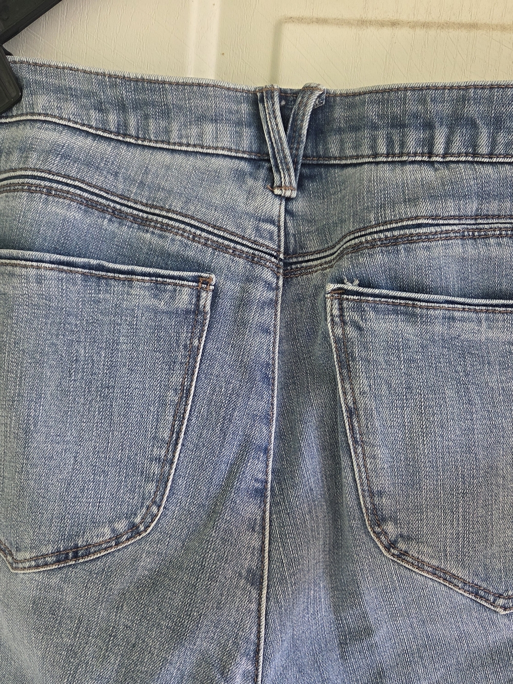 Democracy Light Blue Crop  Jeans - Classic Five-Pocket - Picture 4 of 5